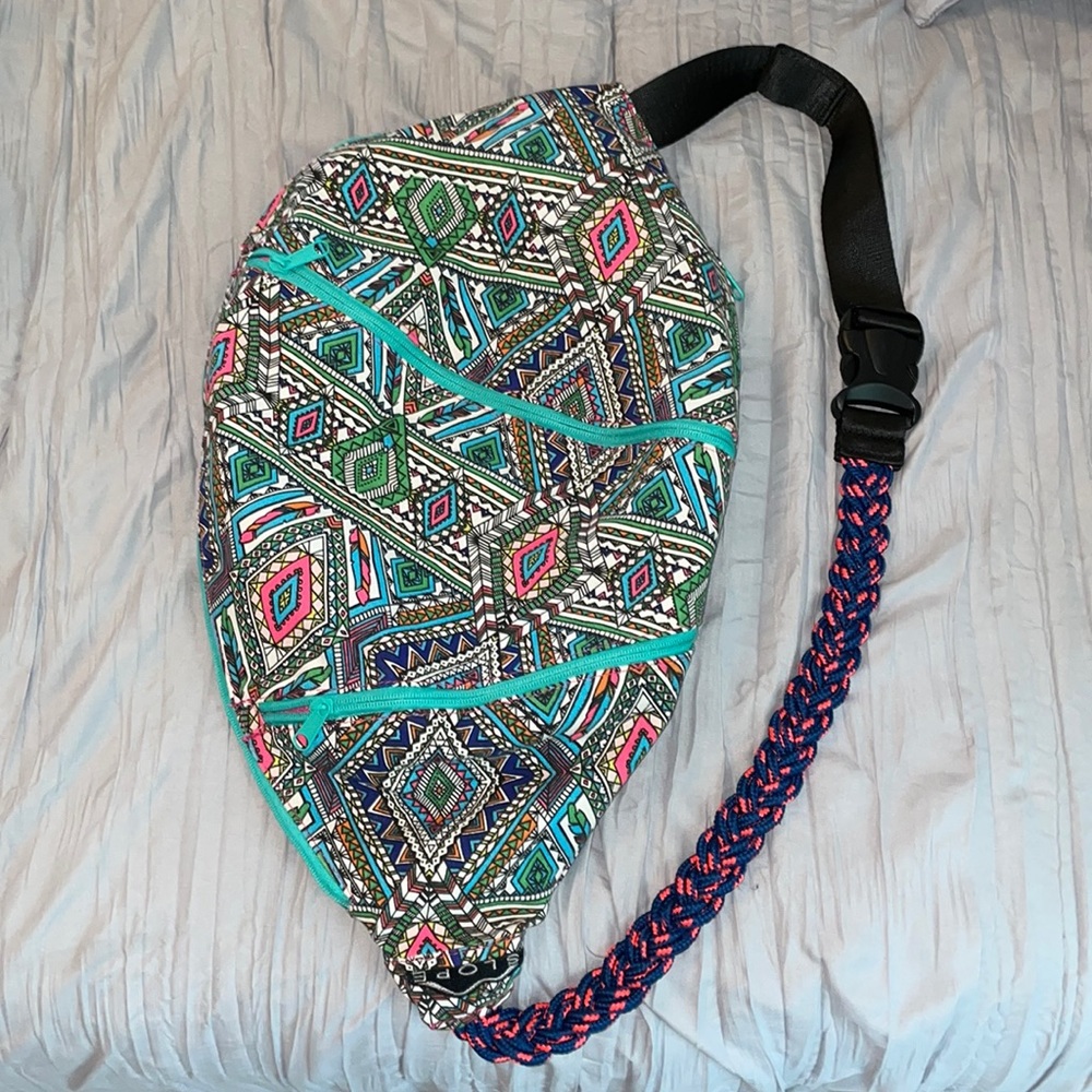 Slope Crossbody Bag